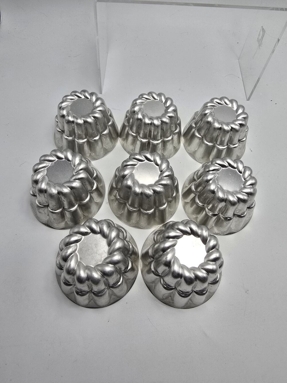 Vintage 1950s Aluminum Individual Swirl Jello Molds Baking Tins Small Cupcake